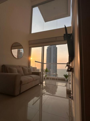 Luxury Sea View Duplex in the Heart of the City